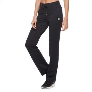 💵★FAST SHIPPING★💵 Women’s FILA SPORT Movement